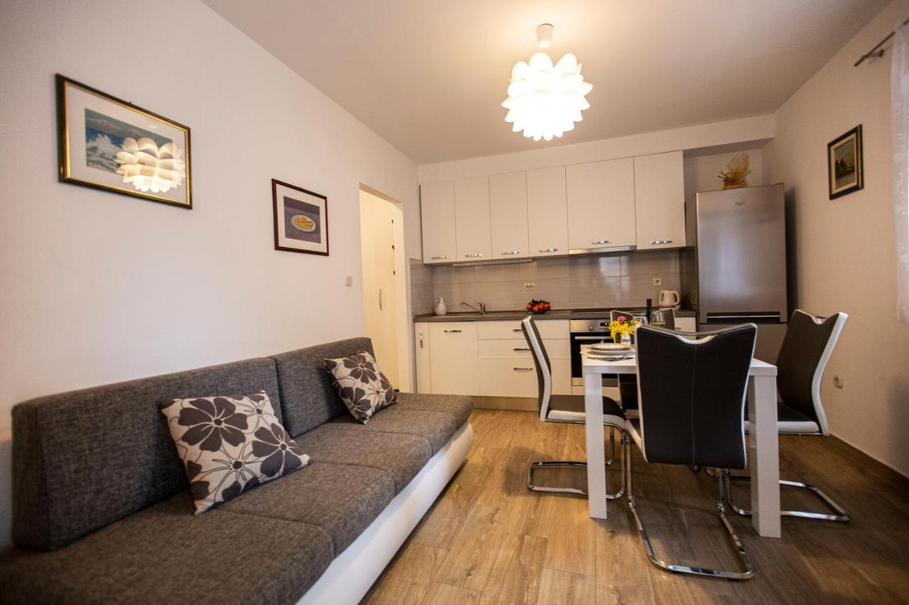 The Star Apartment Spalato Esterno foto