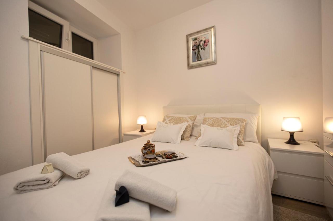 The Star Apartment Spalato Esterno foto