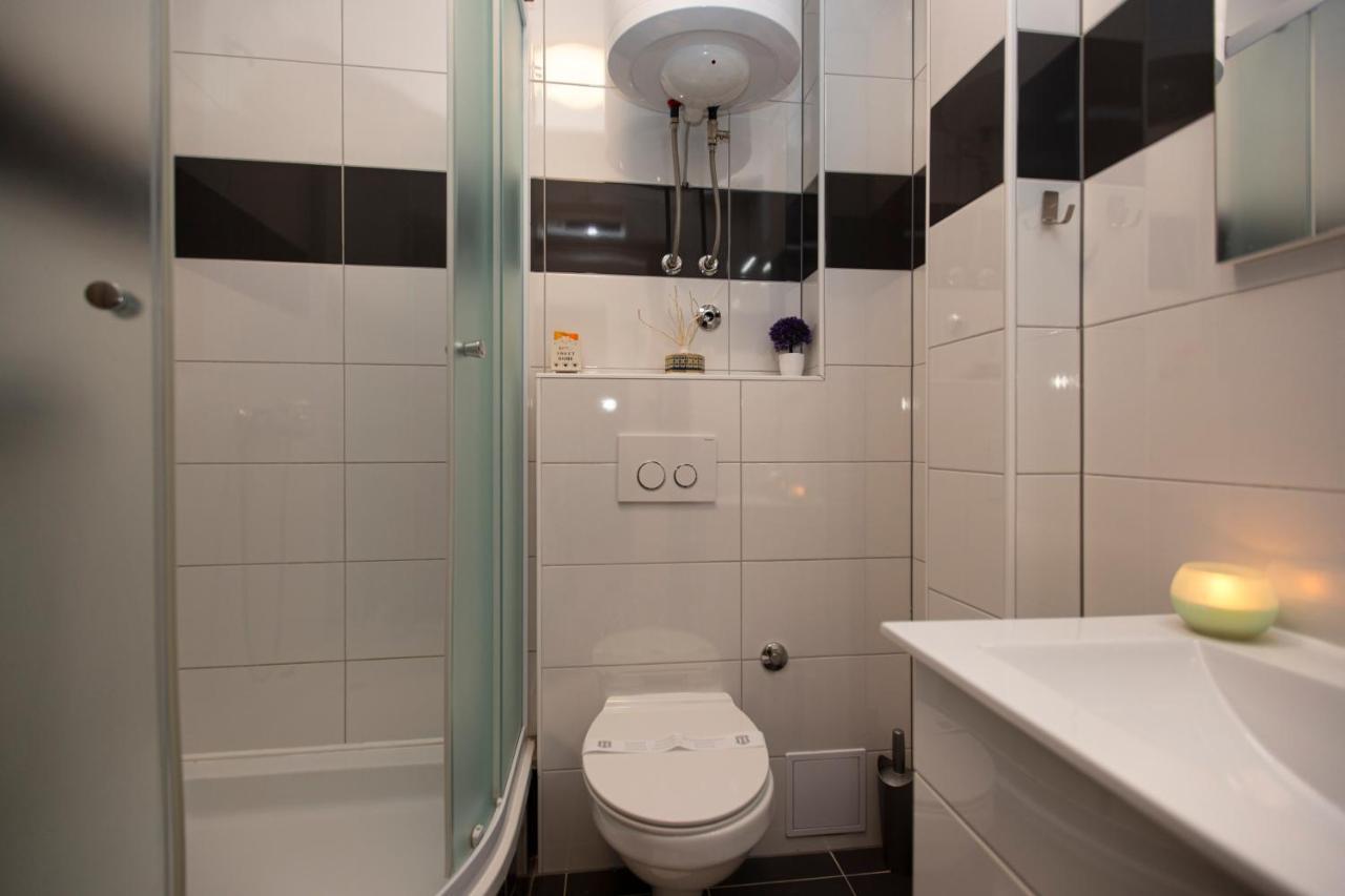 The Star Apartment Spalato Esterno foto